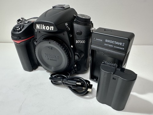 Quasi come nuovo corpo - nuovo], nikon